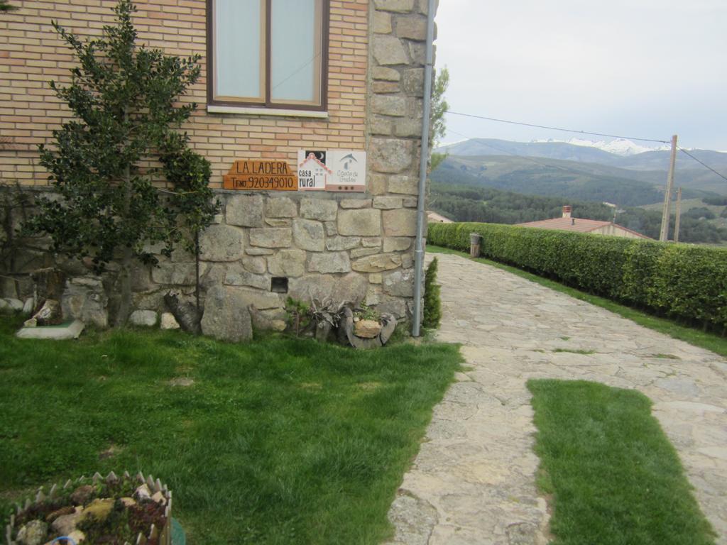 La Ladera Villa Hoyos del Espino Buitenkant foto
