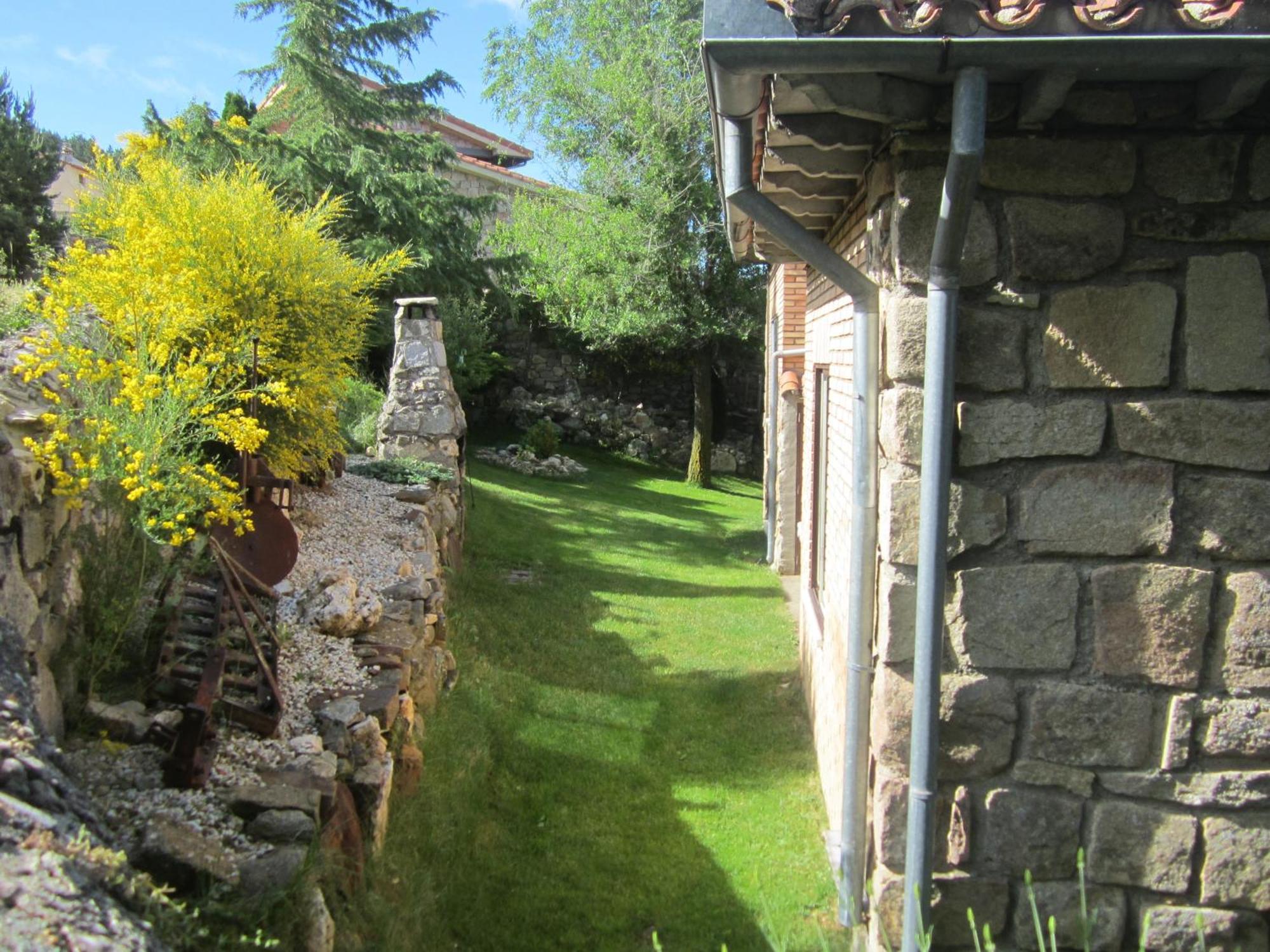 La Ladera Villa Hoyos del Espino Buitenkant foto