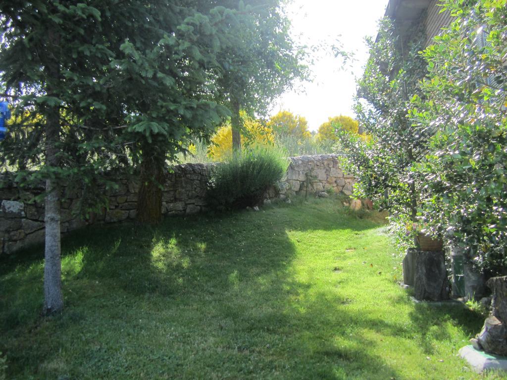 La Ladera Villa Hoyos del Espino Buitenkant foto